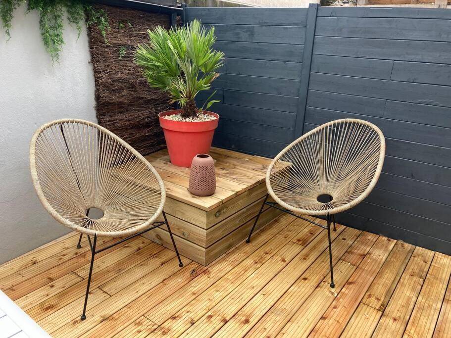 Appartement Centre Ville Quimper Avec Terrasse Esterno foto
